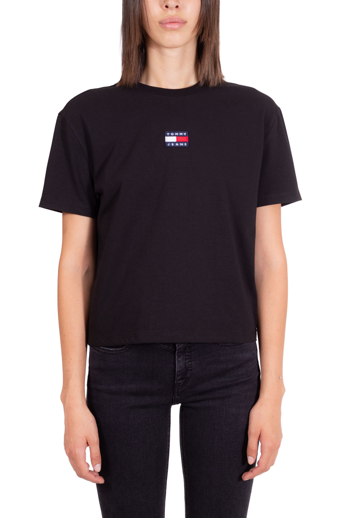 TOMMY JEANS - Women's boxy crop T-shirt with logo patch - Size S-9