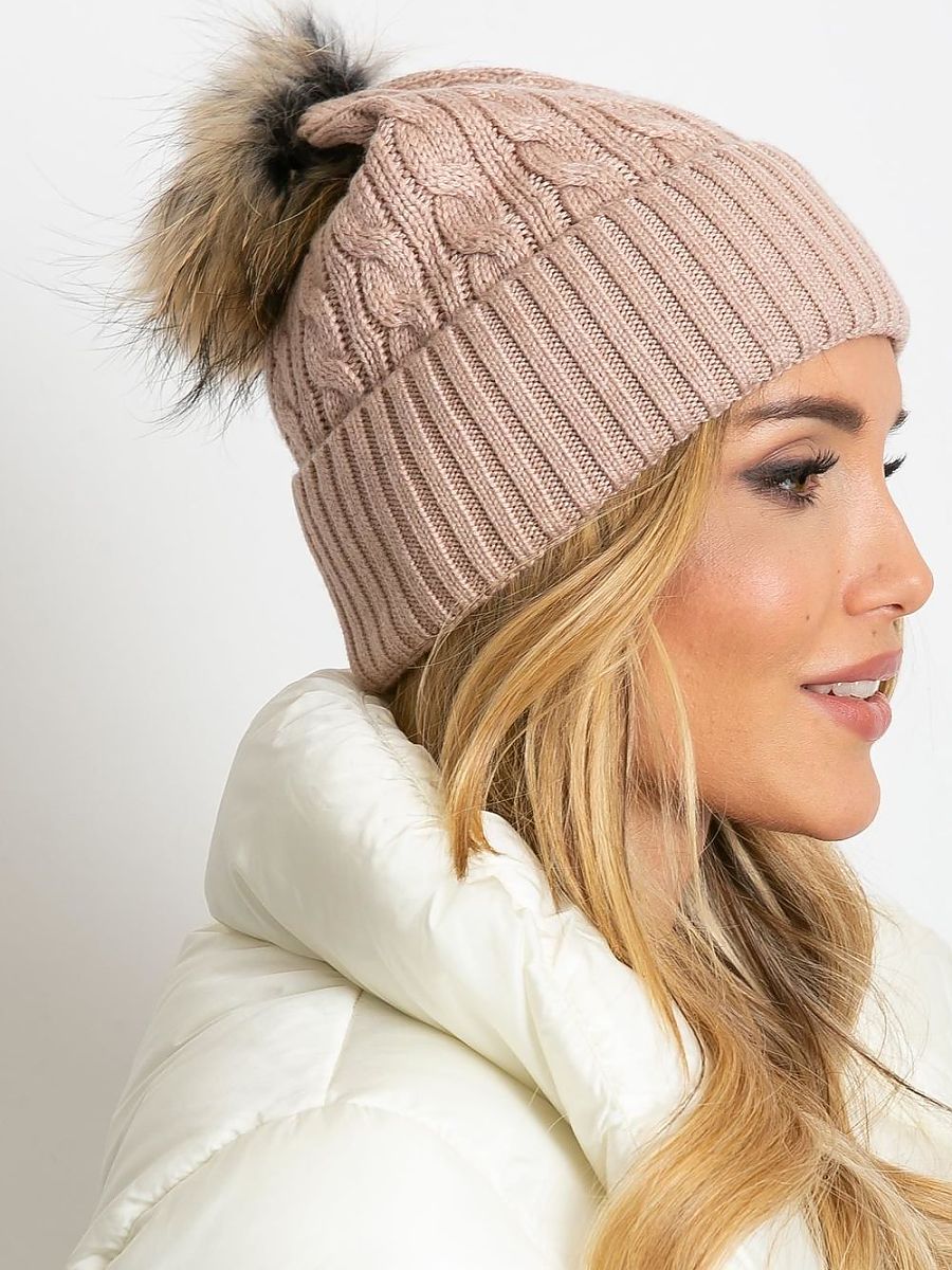 Cap model 208256 AT-3