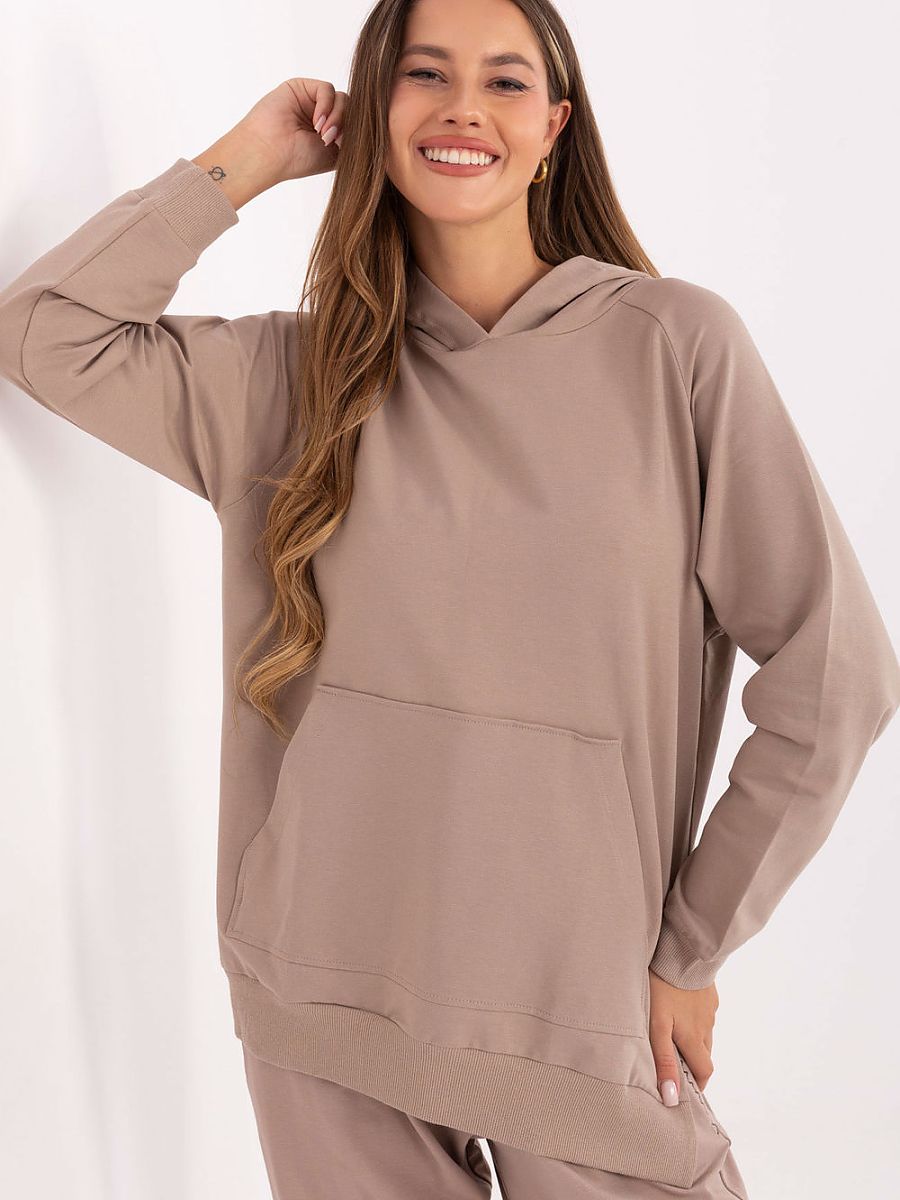 Sweatshirt model 218621 Relevance-0