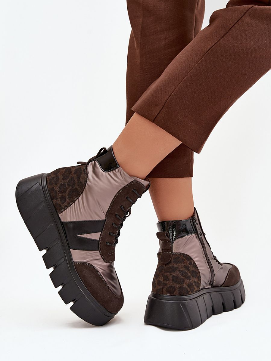 Platform boots model 222521 Step in style-2