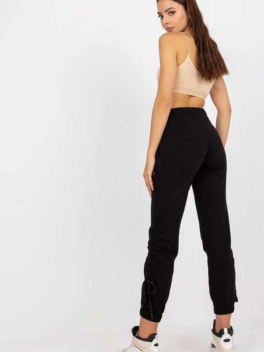 Tracksuit trousers model 166715 Relevance-2