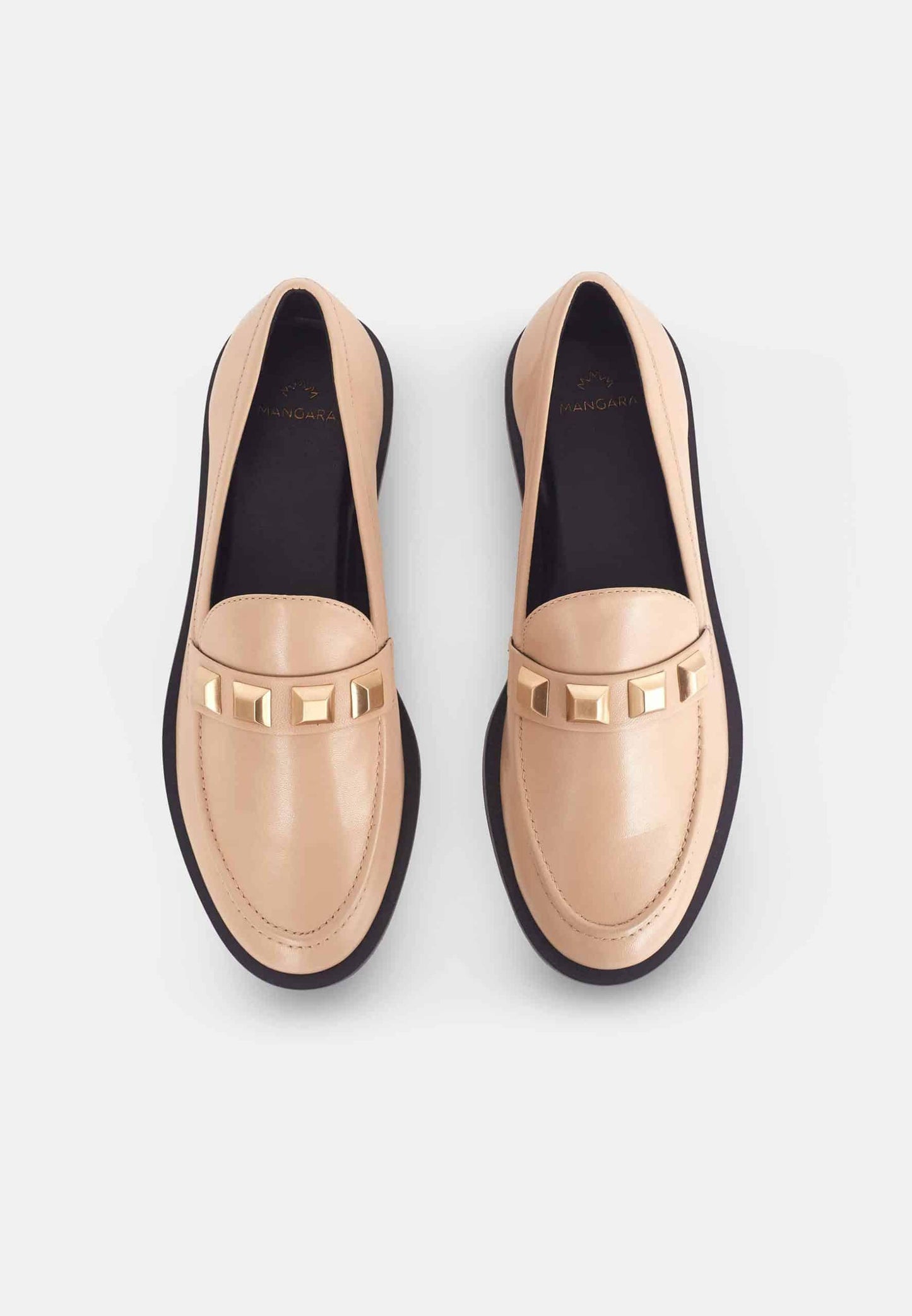 Mangará Atelier loafers til kvinder – med nitte-detaljer