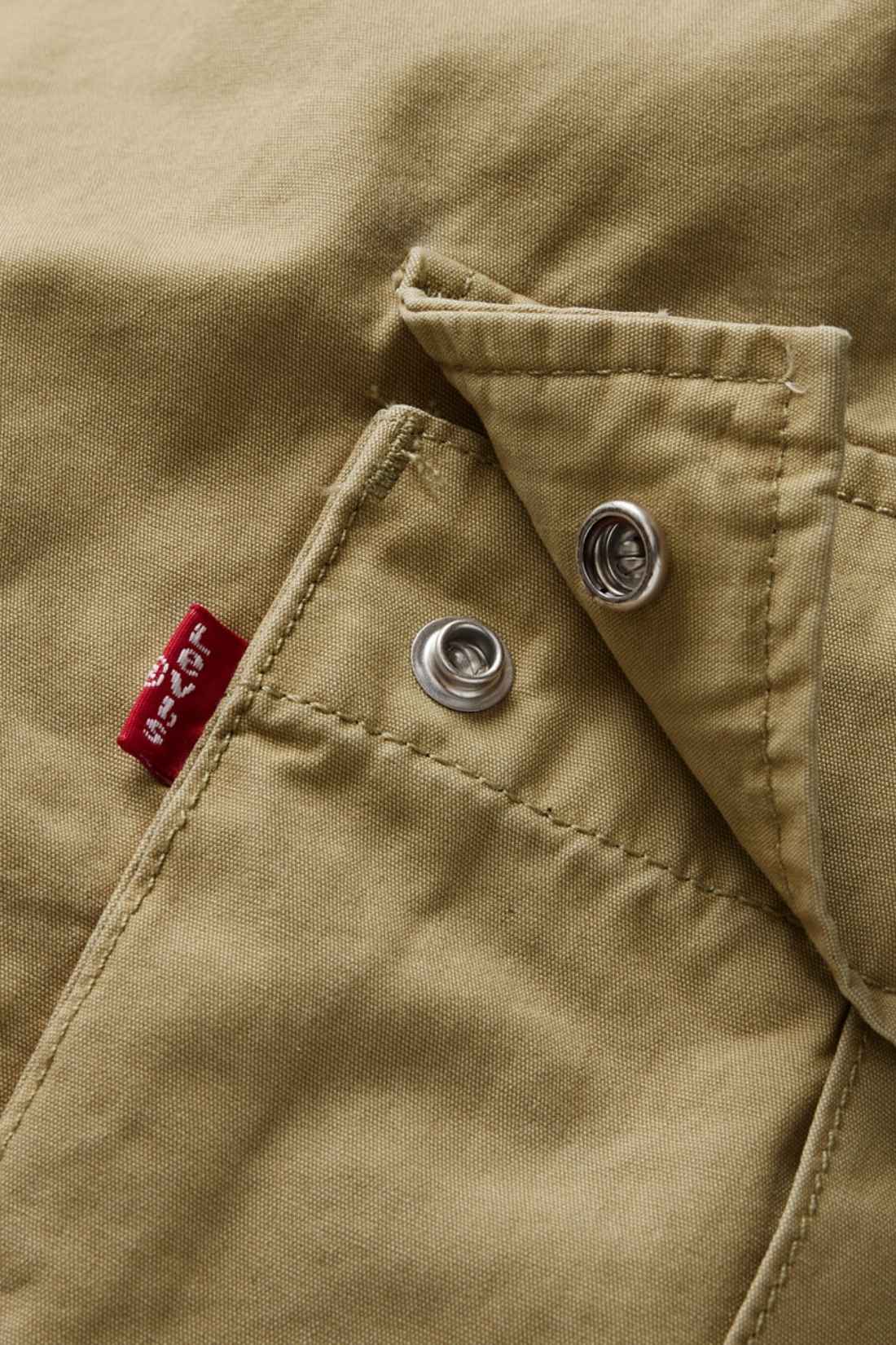 LEVI'S - Men's Carrier Cargo bermuda shorts - Size 36-3