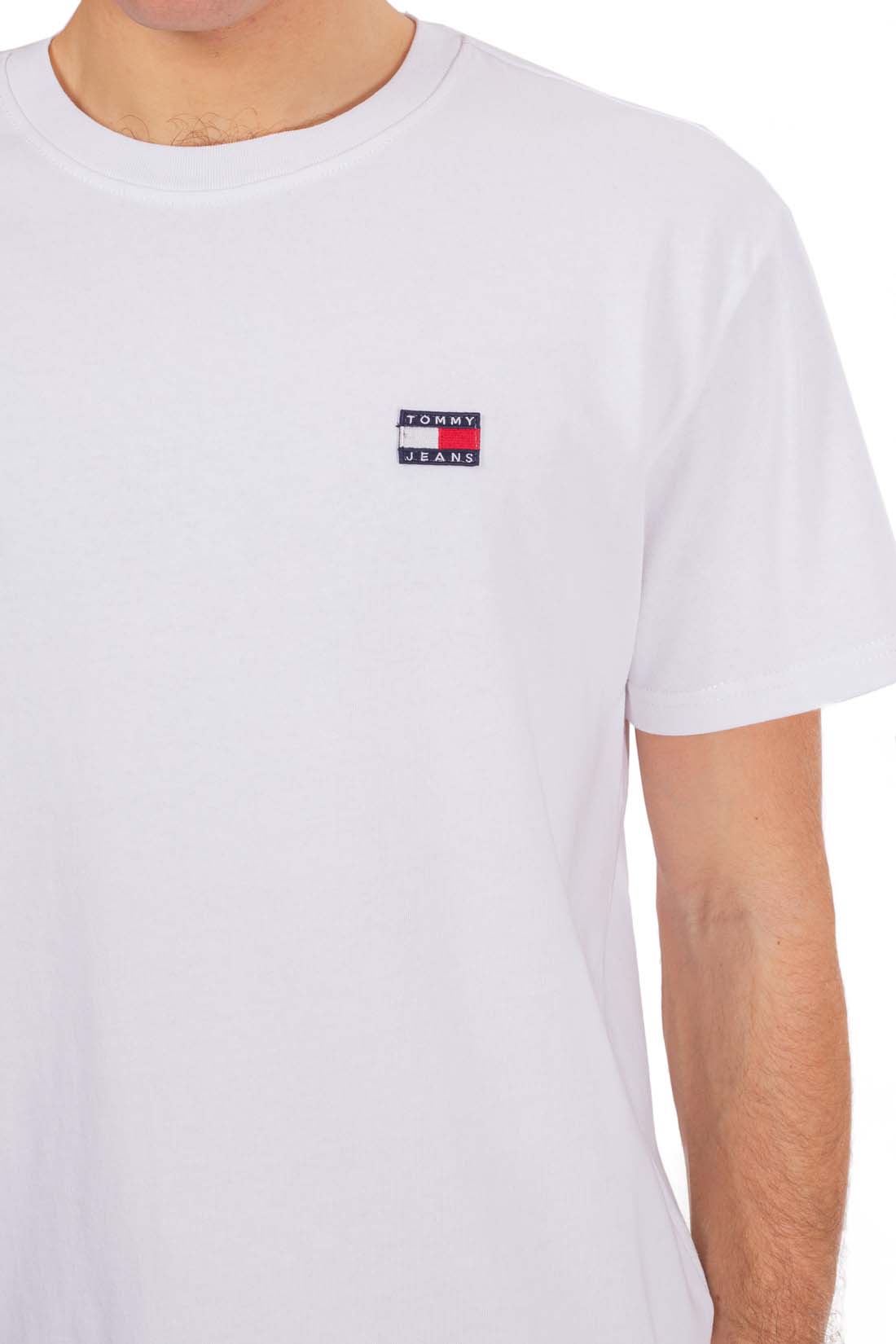 TOMMY JEANS - Men's relaxed T-shirt with logo patch  - Size XL-24
