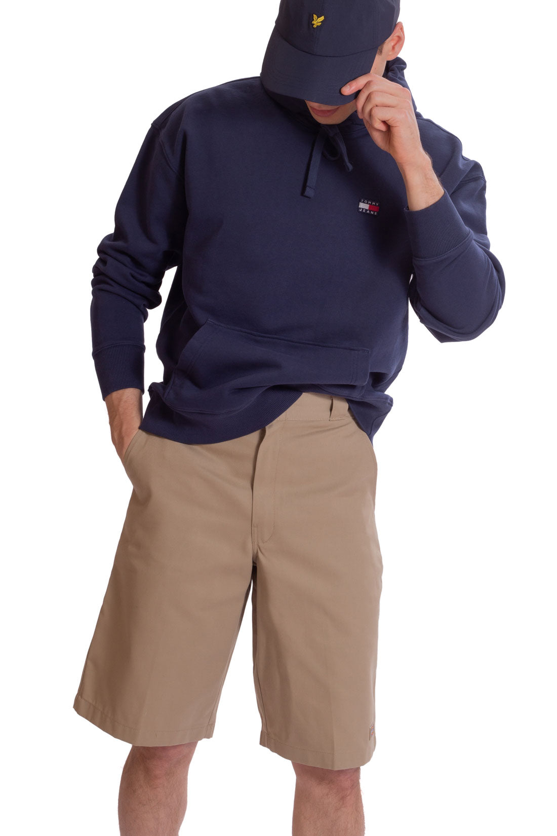 TOMMY JEANS - Men's relaxed hoodie with logo patch  - Size S-23