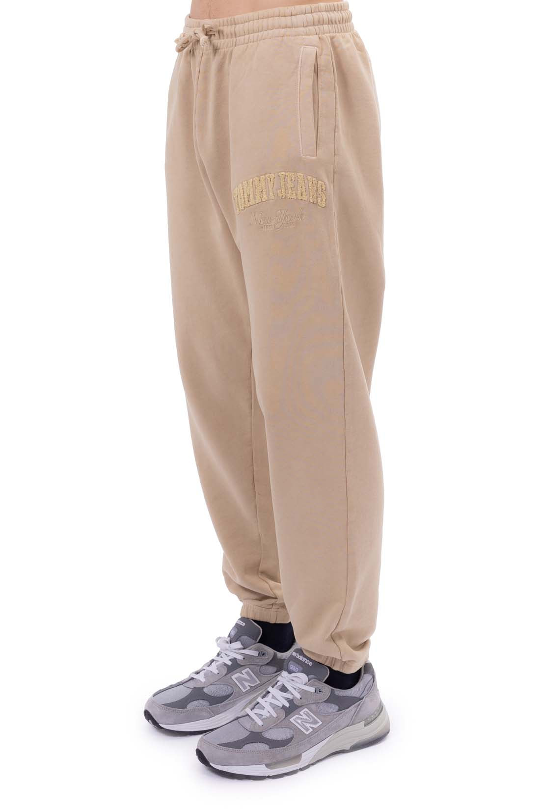 TOMMY JEANS - Men's relaxed Varsity sporty trousers-9