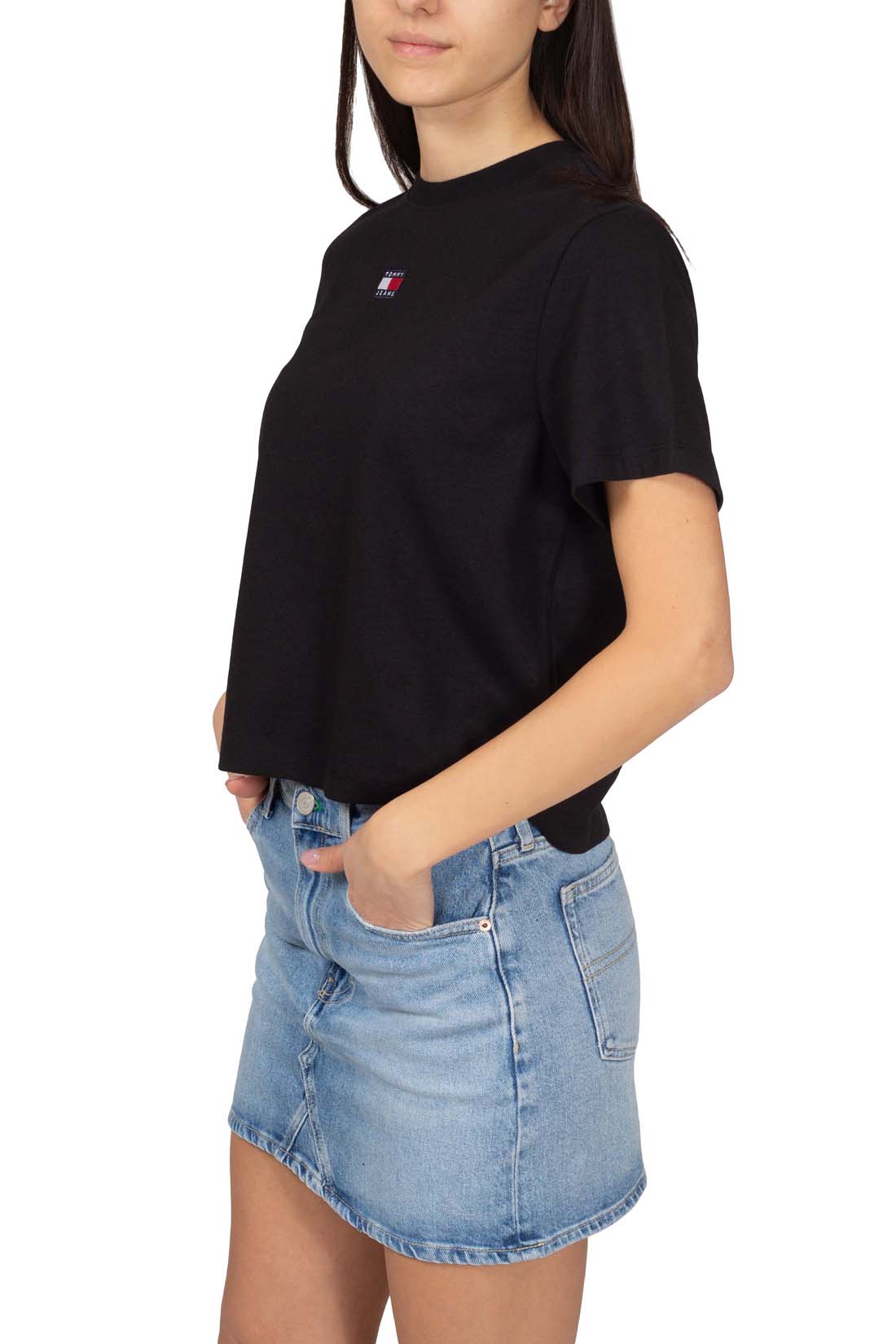 TOMMY JEANS - Women's boxy T-shirt with logo badge  - Size L-23