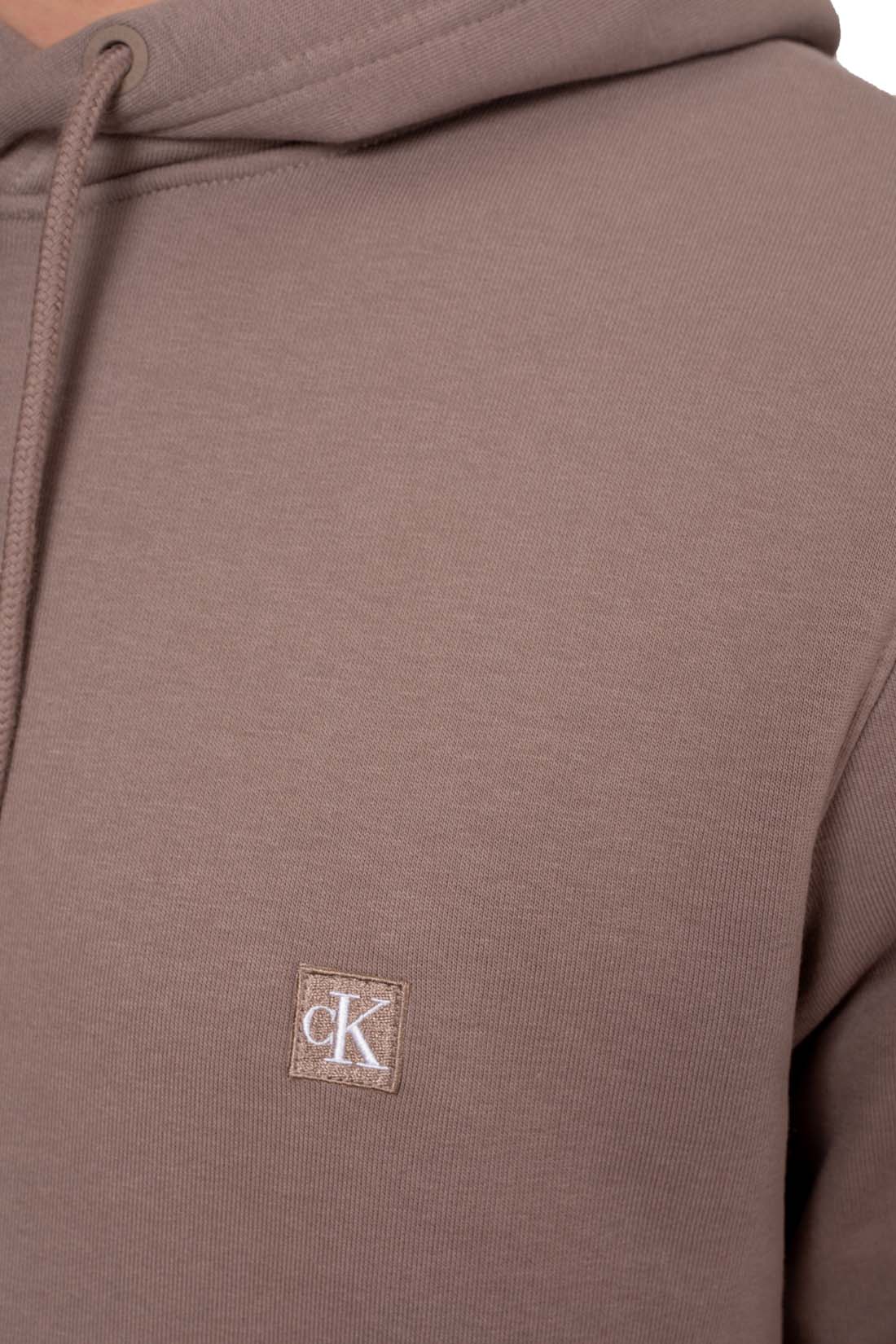 CALVIN KLEIN JEANS - Men's summer hoodie with logo patch-0