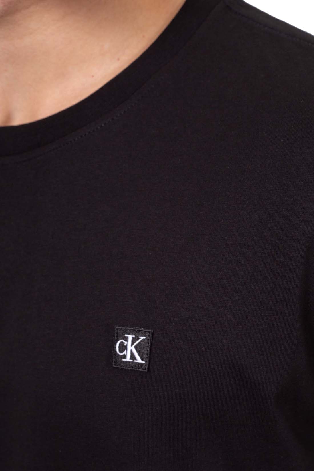 CALVIN KLEIN JEANS - T-shirt uomo con patch monogram  - Taglia L-4