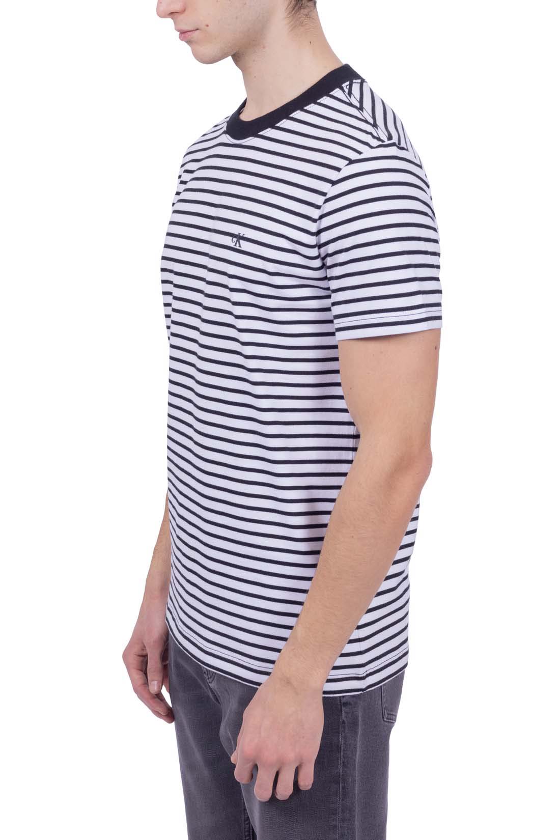 CALVIN KLEIN JEANS - Men's regular T-shirt in recycled cotton-17