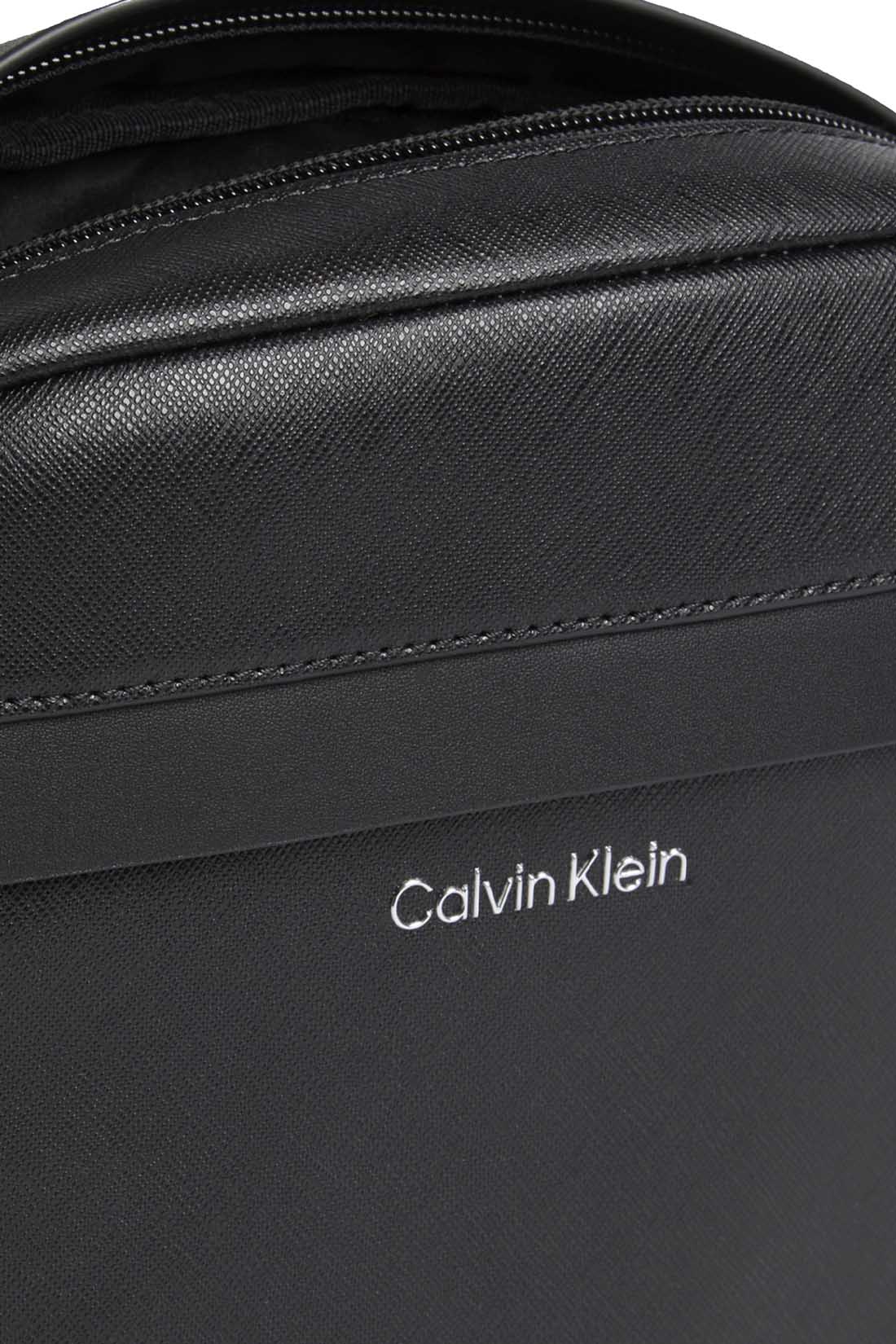 CALVIN KLEIN JEANS - Men's reporter bag with frontal pockets-1