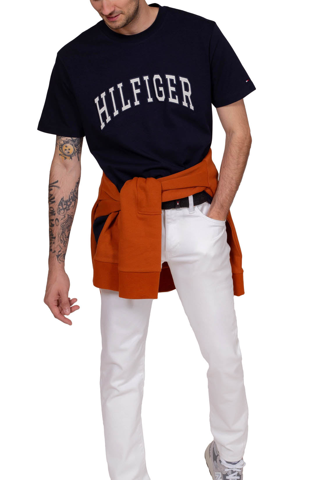 TOMMY HILFIGER - Men's relaxed T-shirt with bold logo  - Size L-3
