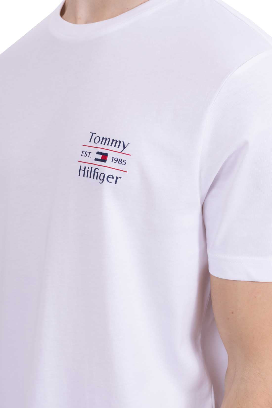 TOMMY HILFIGER - Men's regular logo T-shirt  - Size 3XL-68