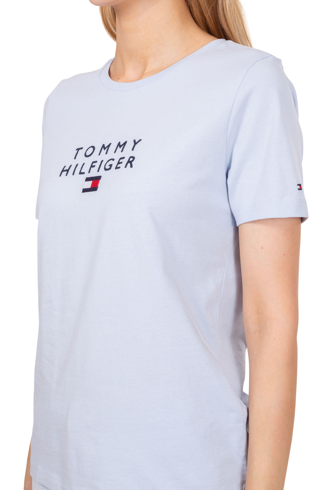 TOMMY HILFIGER - Women's stacked logo regular T-shirt - Size XS-8