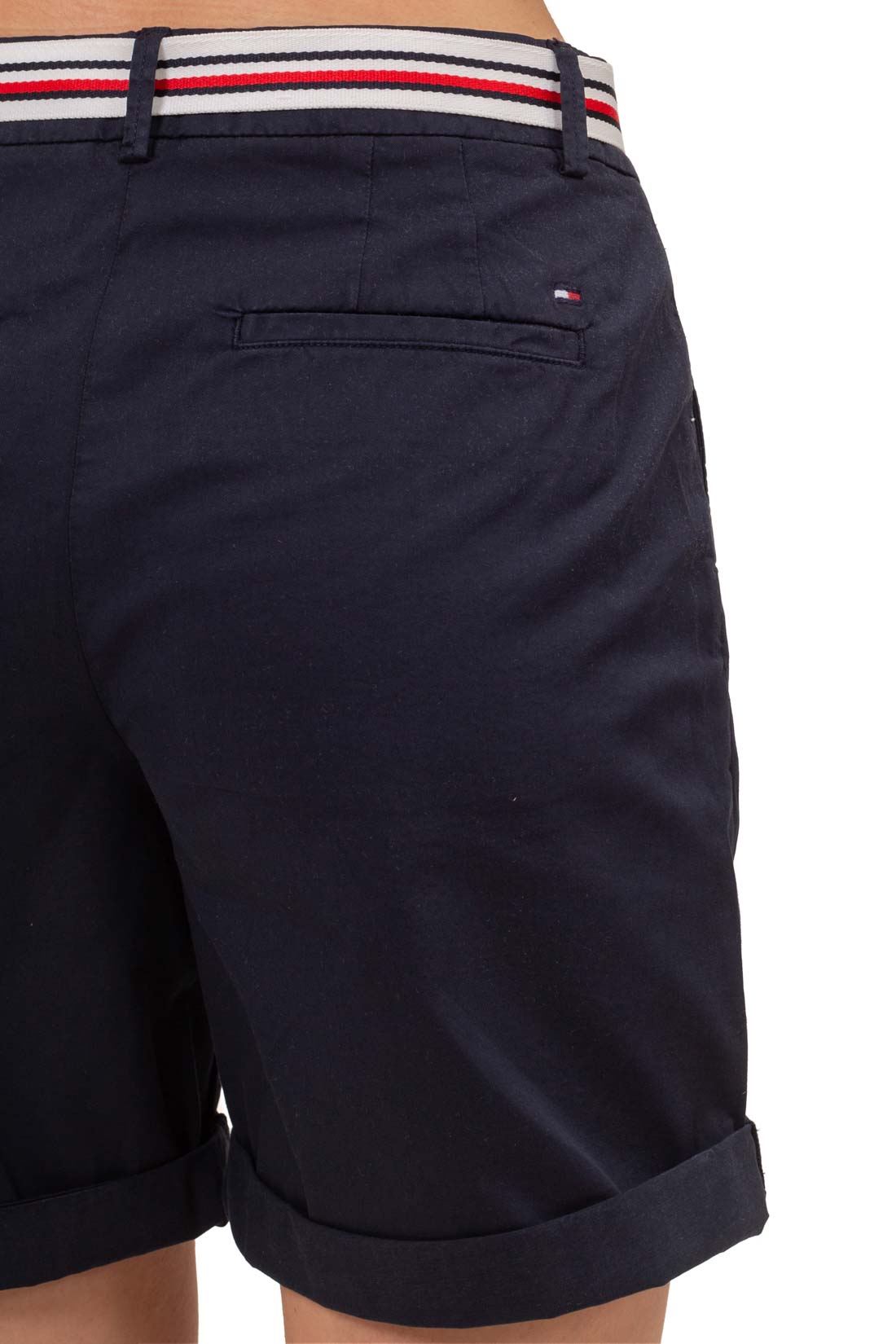 TOMMY HILFIGER - Women's chino shorts with signature belt  - Size 38-0