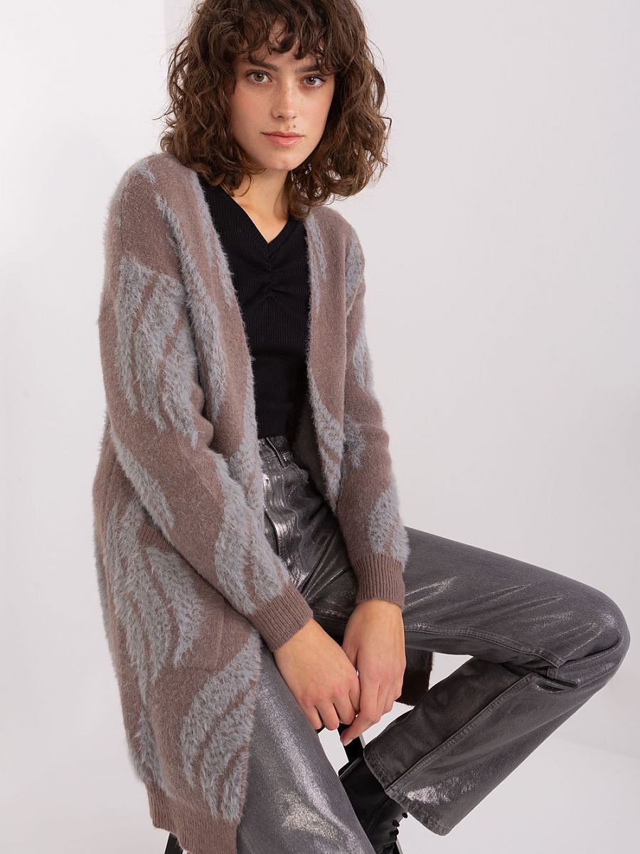 Cardigan model 188283 AT-3