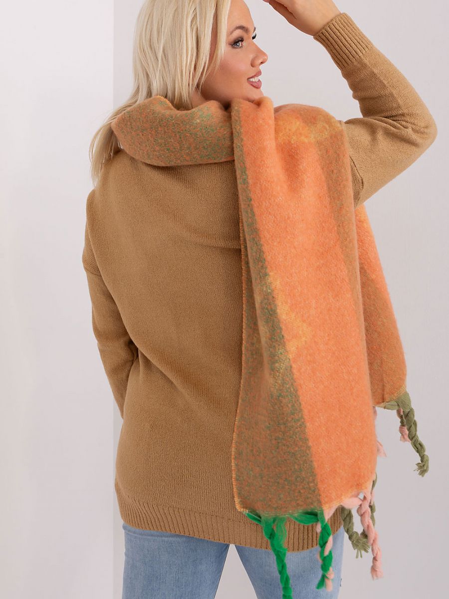 Shawl model 190546 AT-2