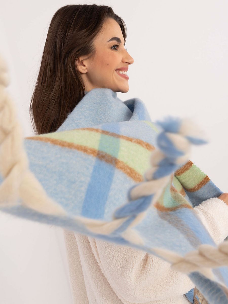 Shawl model 202569 AT-3
