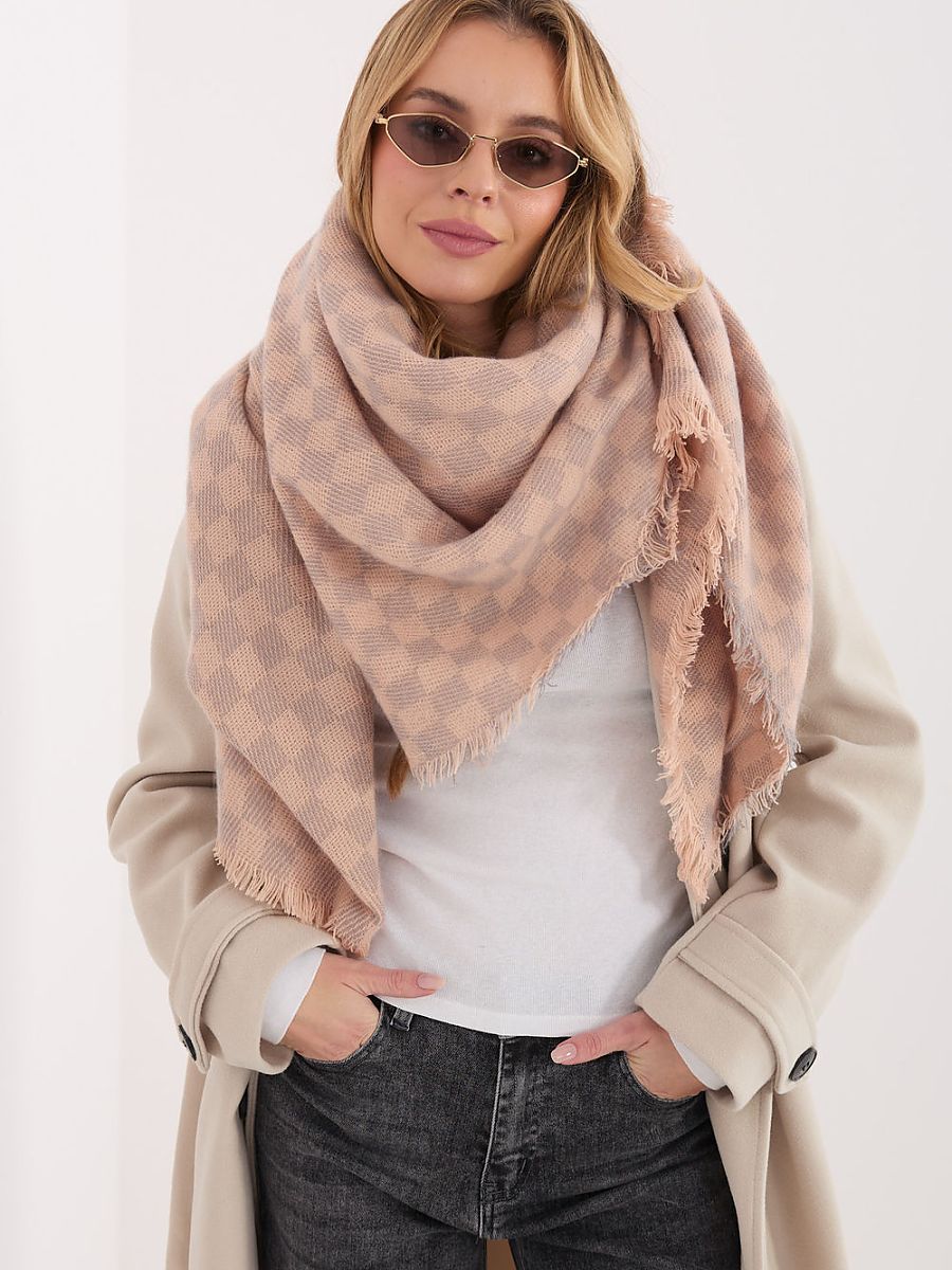 Shawl model 222309 AT-0