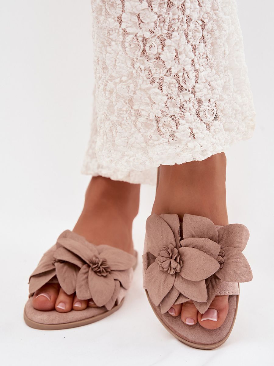 Step in Style sandaler til kvinder – med fine blomster