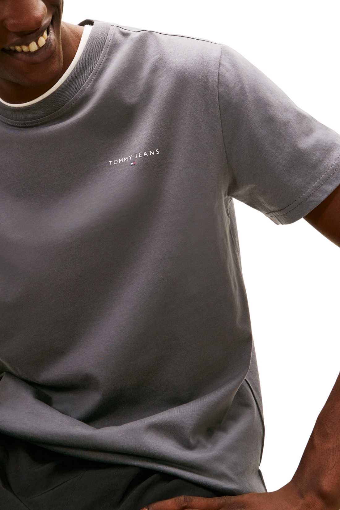 TOMMY JEANS - Men's T-shirt with linear logo  - Size XXL