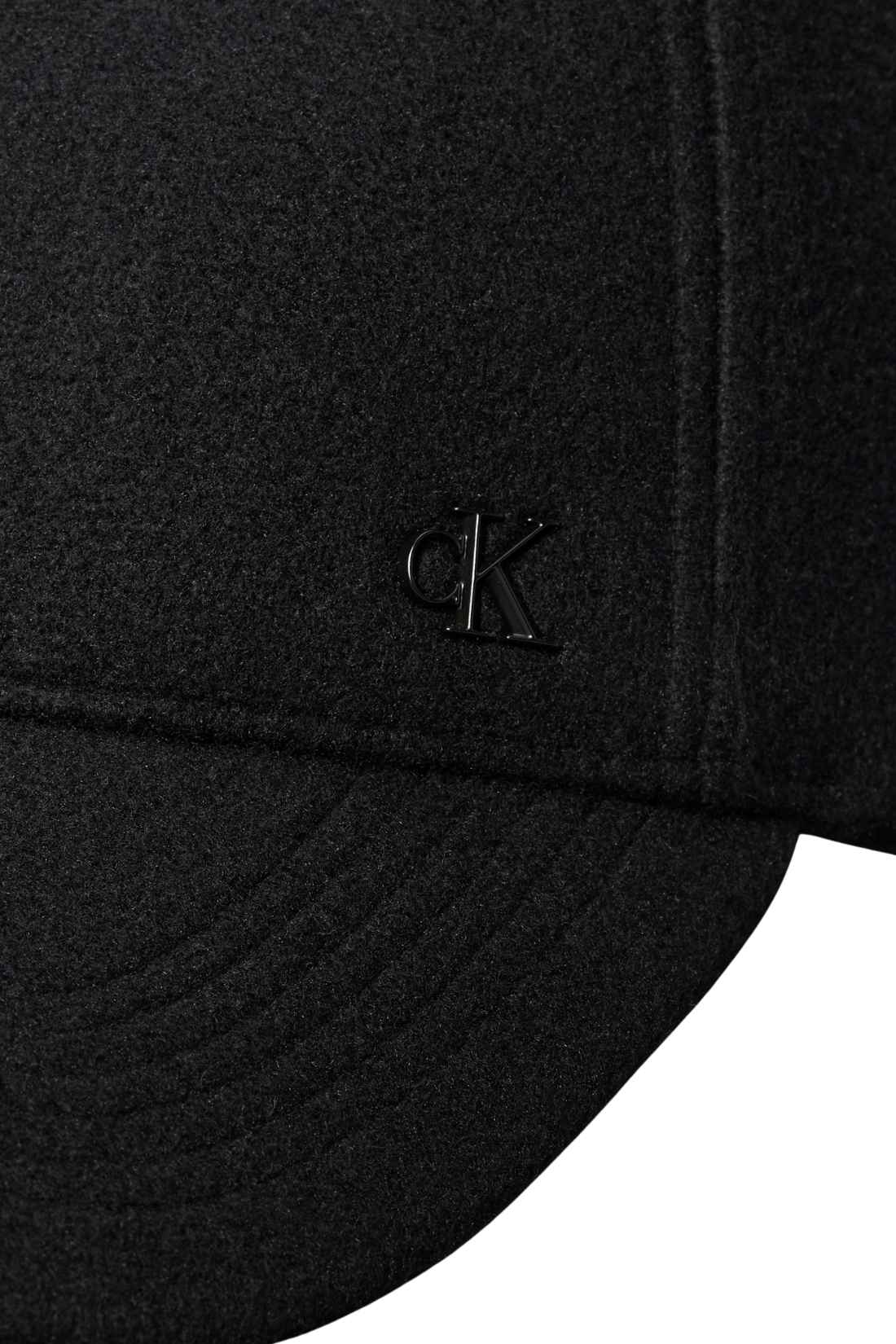 CALVIN KLEIN JEANS - Men's winter cap with monogram plaque-2