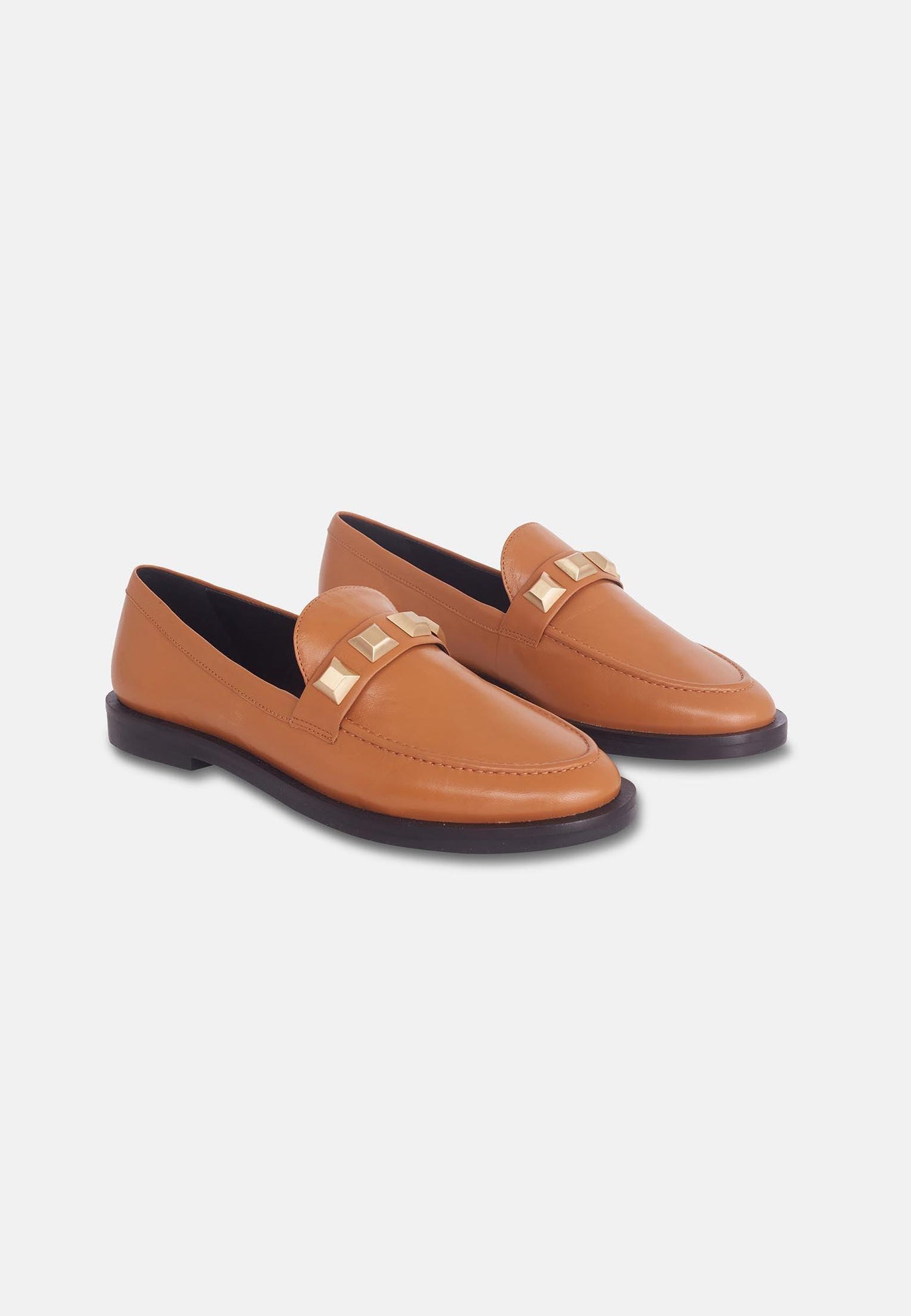 Mangará Atelier loafers til kvinder – med nitter og hæl