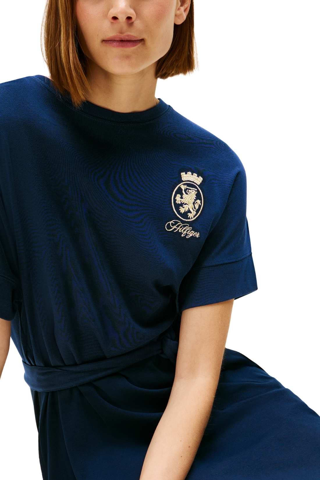 TOMMY HILFIGER - Women's belted tee dress with gold logo embroidery-4